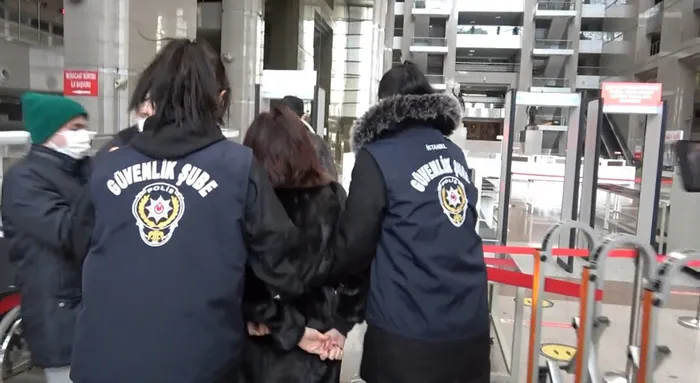 Son dakika: Sedef Kabaş'ın tutukluluğuna yapılan itirazla ilgili flaş karar! Başkan Erdoğan'a hakaret etmişti - 4