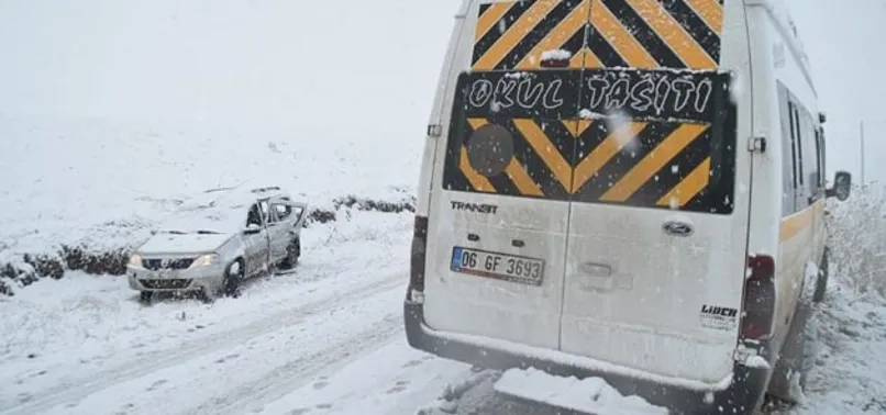 Ağrı'da feci kaza! 23 kişi yaralandı