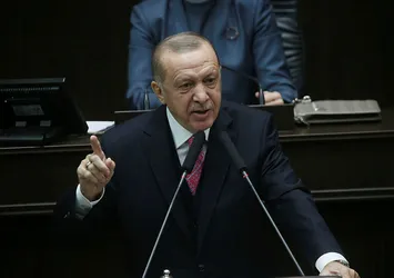 Yunan basınından flaş itiraf! Türkiye ve Erdoğan giderek güçleniyor