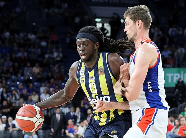 anadolu-efes-fenerbahceyi-eleyerek-finale-yukseldi-anadolu-efes-81-78-fenerbahce-beko-mac-sonucu-1686338577623.jpg Anadolu Efes Fenerbahçe'yi eleyerek finale yükseldi! Anadolu Efes 81-78 Fenerbahçe Beko (MAÇ SONUCU) - 3