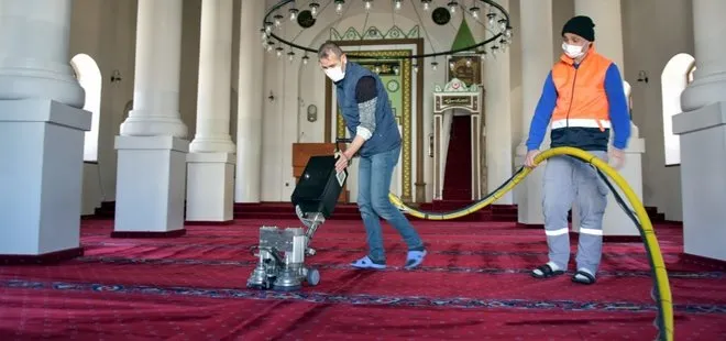 Ramazan ayı heyecanı! Camilerde temizlik çalışmaları sürüyor