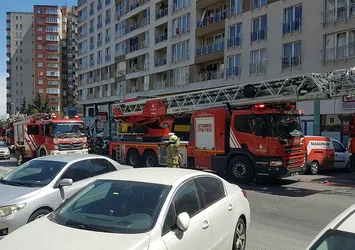 İstanbul'da kız öğrenci yurdunda yangın