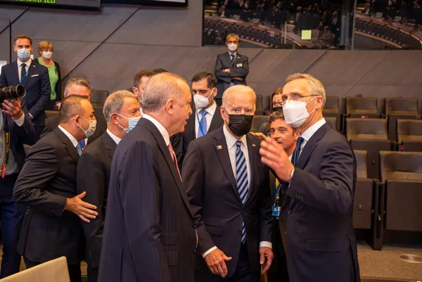 Son dakika: Başkan Erdoğan Biden görüşmesinin detaylarını açıkladı! F-35 ve S-400 mesajı