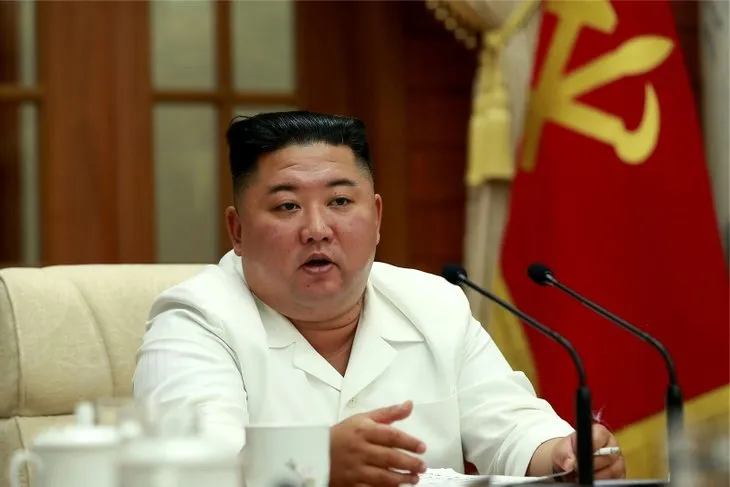 Kuzey Kore lideri Kim Jong-un’dan akılalmaz emir: Yaklaşanı vurun...