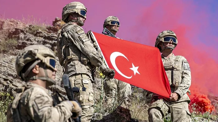 pkk-irakta-o-koyleri-tamamen-atese-verdi-msbden-aciklama-sivillere-zarar-vermeden-operasyonlarimiz-suruyor-1720000950714.jpg PKK Irak'ta o köyleri tamamen ateşe verdi! MSB'den açıklama: Sivillere zarar vermeden operasyonlarımız sürüyor - 2