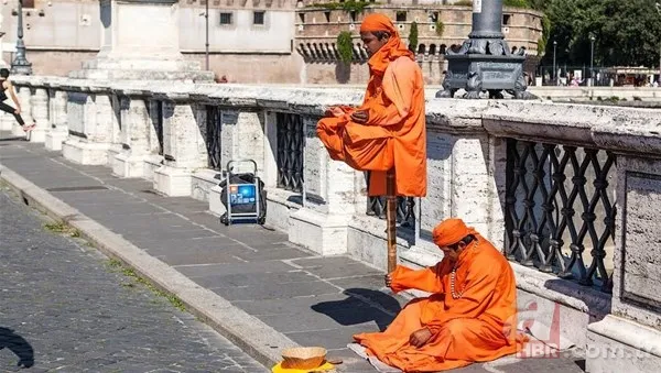 Bu gösterilerin sırrını biliyor musunuz? 1
