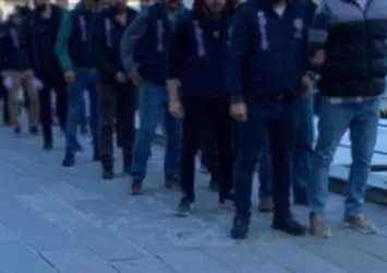 Dolandırıcılık şebekelerine operasyon! 5 milyarlık para trafiği