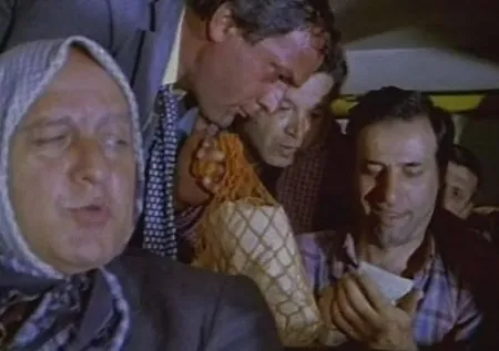 Kemal Sunal ve Nevra Serezli'nin başrolündeki Atla Gel Şaban filminde inanılmaz hata