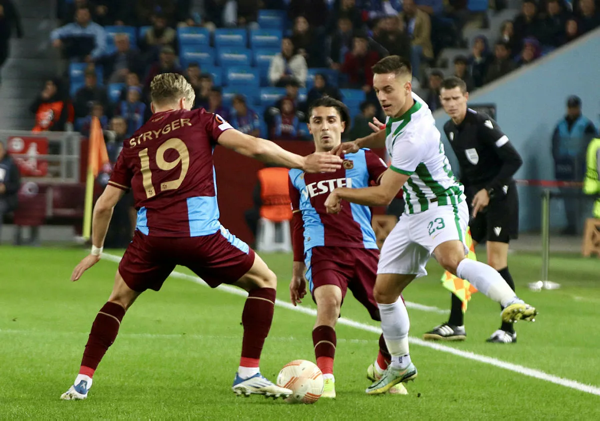 Fırtına'ya galibiyet yetmedi! Trabzonspor 1-0 Ferençvaros (MAÇ SONUCU-ÖZET)