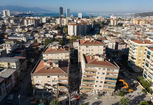 Son dakika: İzmir'deki deprem soruşturmasında 7 tutuklama - 8