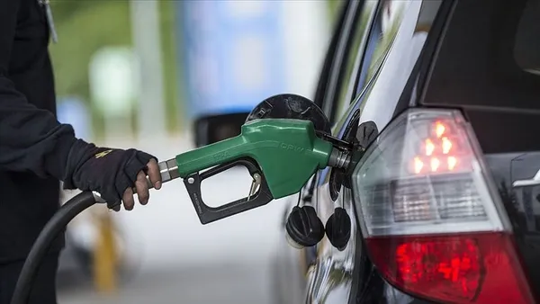 Benzin ve motorinde indirim beklentisi! Brent petrol çakıldı! Akaryakıt fiyatlarına indirim yapılacak mı? 23 Eylül güncel benzin motorin LPG fiyatları...