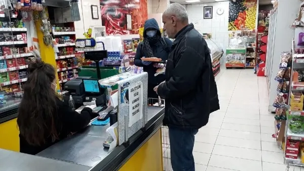 Çok sayıda üründe yüzde 40’a varan indirim! Dövizdeki düşüş sonrası zincir marketlerden peş peşe son dakika açıklamaları! Hangi gıdalar ucuzladı?