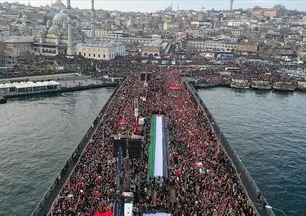 4 büyüklerden 1 Ocak'taki Gazze yürüyüşü için taraftarlara çağrı: Filistin'deki zulmün karşısındayız