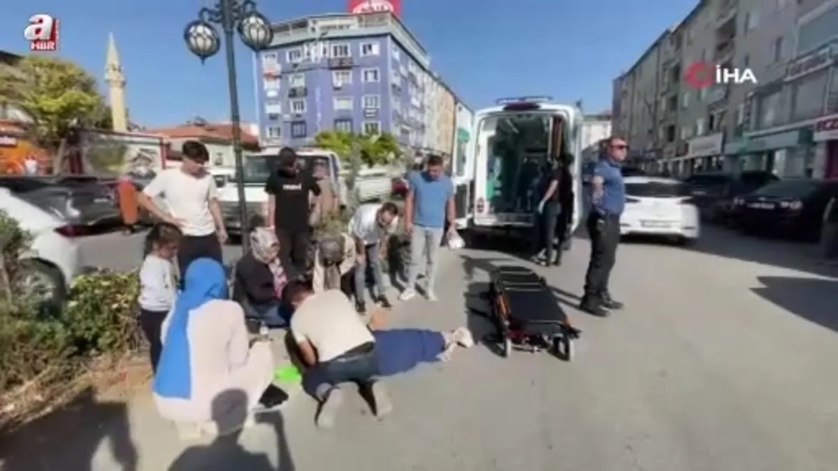 Yolun karşı tarafına geçmeye çalışan kadına motosiklet çarptı: 2 yaralı
