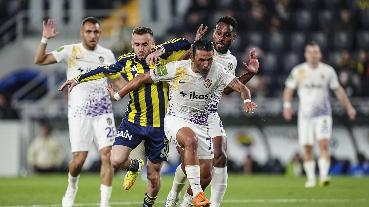 Kanarya perdeyi beraberlikle kapattı! Eyüpspor ligde kaldı