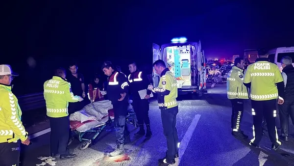 ibb-meclis-uyesi-duzcede-kaza-gecirdi-1699396888579.jpg İBB Meclis üyesi Düzce’de kaza geçirdi: 1 ölü 3 yaralı... - 3