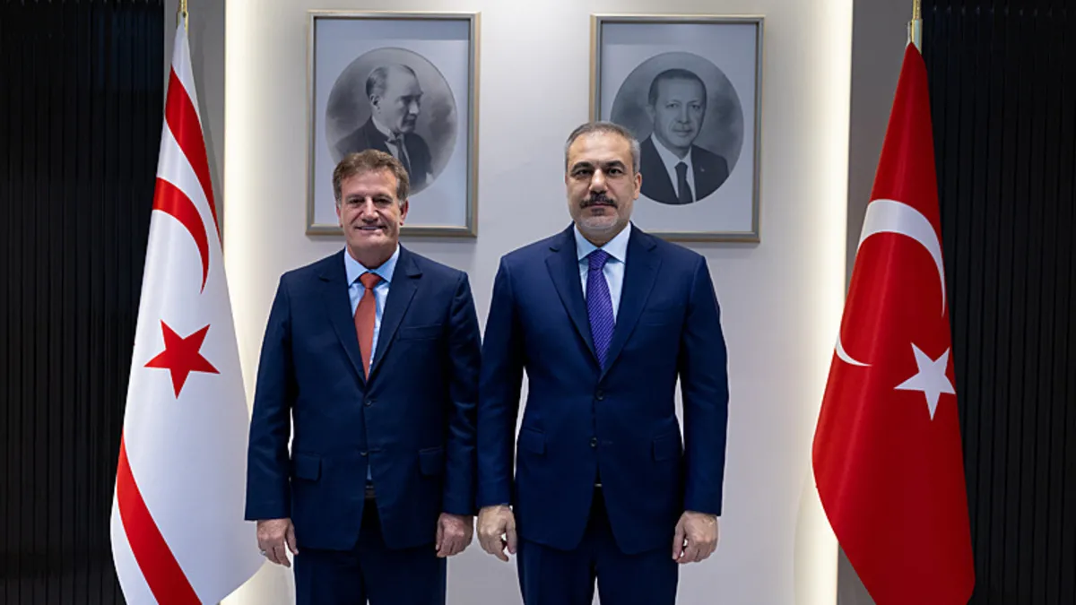 Bakan Fidan KKTC Bayındırlık ve Ulaştırma Bakanı Arıklı ile görüştü