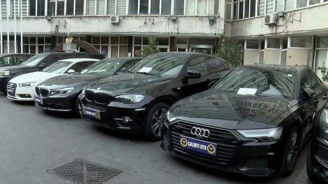 İstanbul'da lüks araç çetesine operasyon! Siparişle otomobil çaldırıyorlarmış - 2