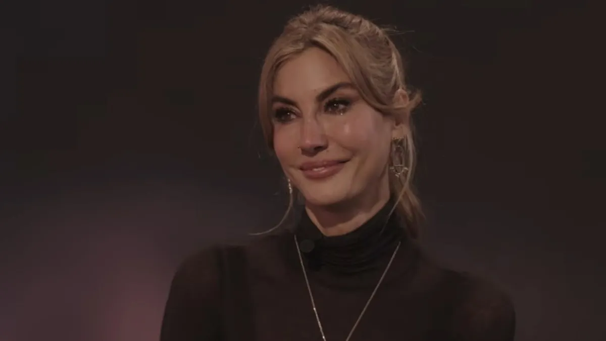 Çağla Şıkel'in baba acısı: