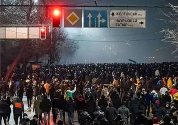 Rusya 9 nakliye uçağıyla Kazakistan'da! Savunma Bakanlığından resmi açıklama