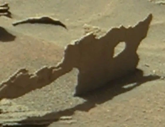 Dünya Mars’ta bulunan heykeli konuşuyor! İddialar şoke etti