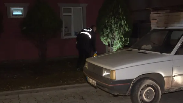 1671937477000.jpg Tartıştığı arkadaşının evine kurşun yağdırdı! Gece yarısı korku dolu anlar - 3