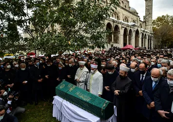 Sezai Karakoç için İstanbul'da Kur’an-ı Kerim okundu