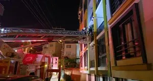 Apartman dairesinden yükselen duman panik yarattı