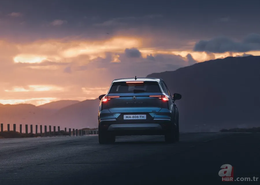 Renault'dan yepyeni bir model daha! Renault Symbioz ile Tanışın: C-SUV Segmentini alt üst edecek 17