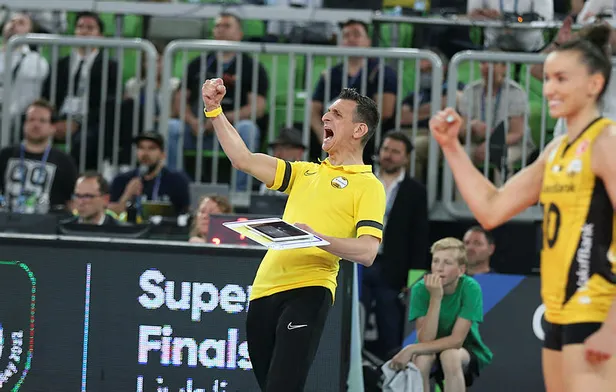 VakıfBank Kadın Voleybol Takımı, 5. kez Avrupa şampiyonu oldu! Başkan Erdoğan'dan tebrik - 3