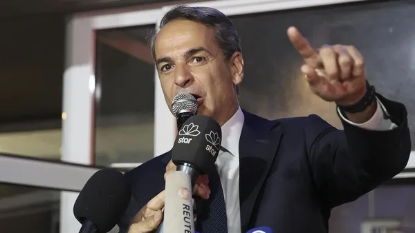 Yunanistan seçimi kazanan parti Miçotakis’in partisi oldu