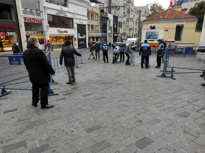 Son dakika: Dikkat! Bugün başladı: İstiklal Caddesi’ne 7 bin kişi sınırlaması - 4
