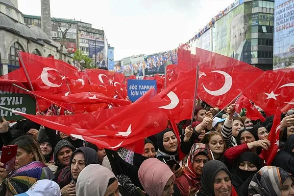 İstanbul’da ‘Yüzyılın Dönüşümü’ başlıyor! Başkan Recep Tayyip Erdoğan büyük müjdeyi açıkladı: Yarısı bizden kampanyası