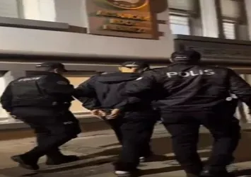 İzmir'de kırmızı bültenli firari yakalandı