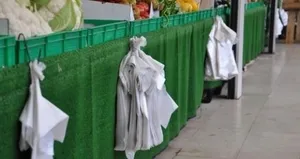 Poşetleri tamamen yasaklıyorlar!