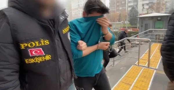 son-dakika-eskisehirde-vahset-kiz-arkadasini-olduren-zanli-tutuklandi-1671383897154.jpg Son dakika: Eskişehir'de vahşet! Kız arkadaşını öldüren zanlı tutuklandı | İşte katilin ilk ifadeleri - 5