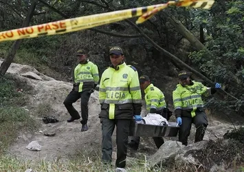 Kolombiya’da askeri araç uçuruma yuvarlandı! Ölü ve yaralılar var