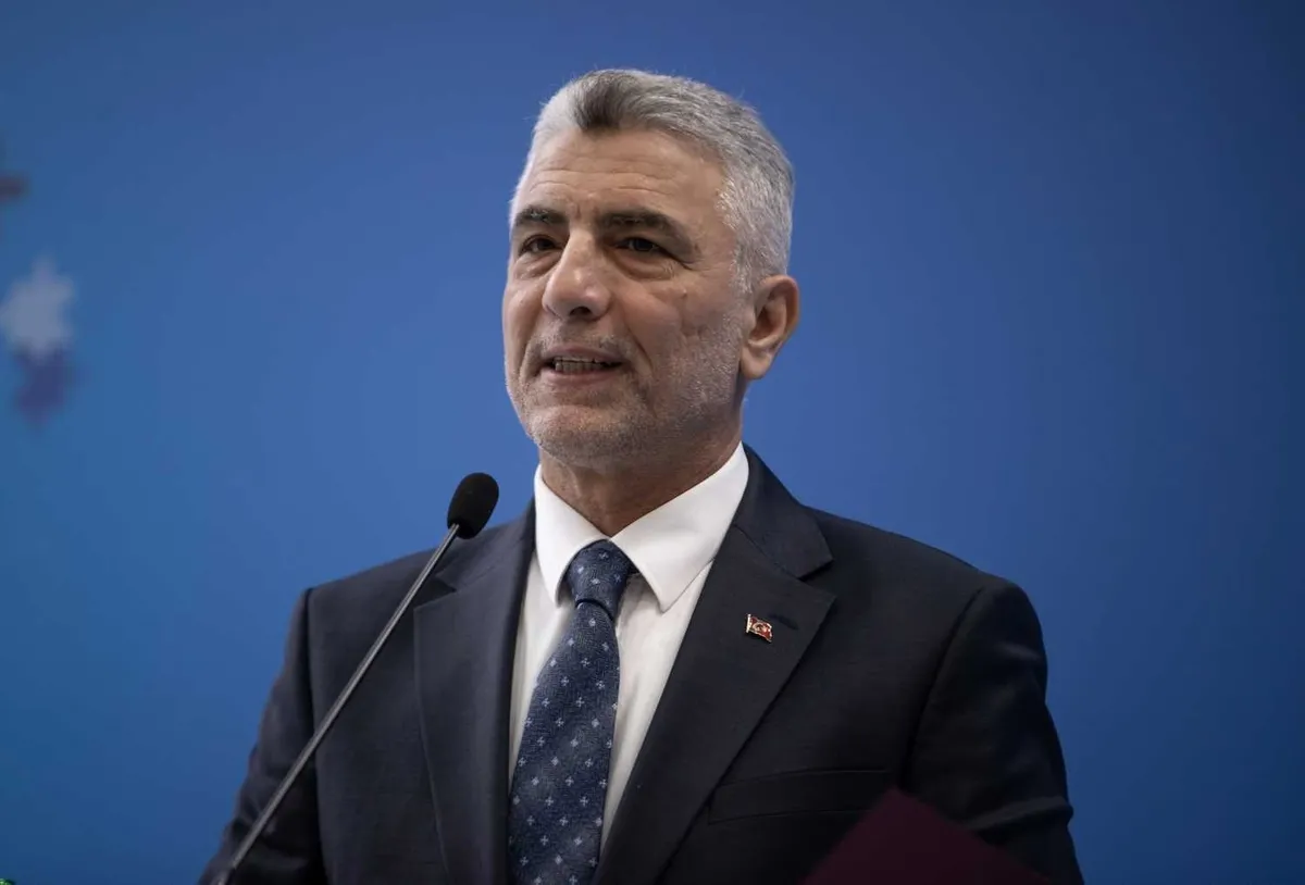 bakan-bolat-fon-iddialarini-tek-tek-yalanladi-banka-kayitlari-icin-acik-cagri-1791477839355.jpeg Bakan Bolat fon iddialarını tek tek yalanladı! Banka kayıtları için açık çağrı - 2