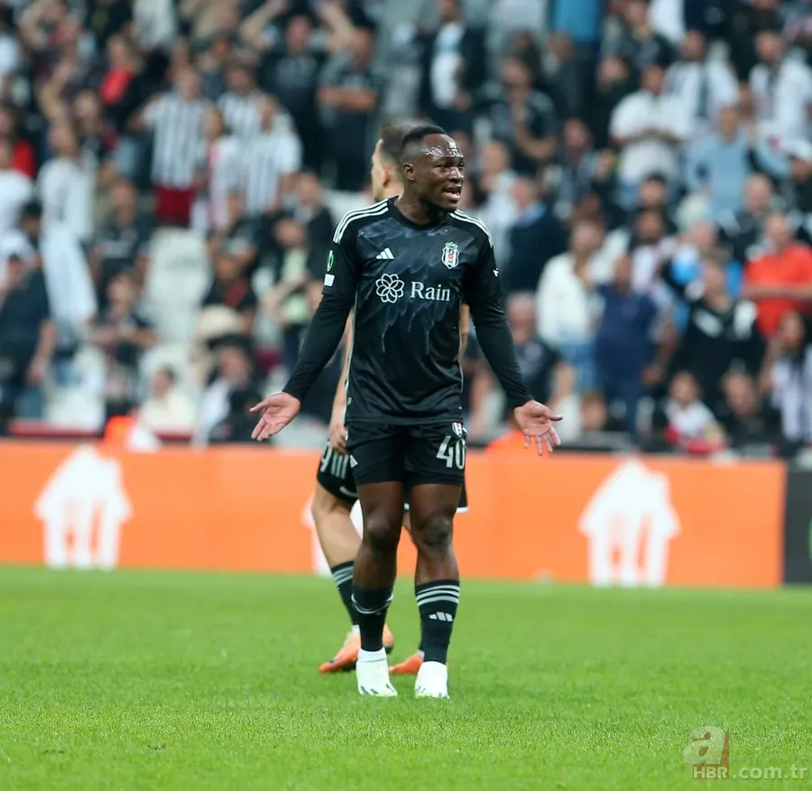 Beşiktaş'ta Van Bronckhorst o isimlerin biletini kesti! 5 yolcu birden 6