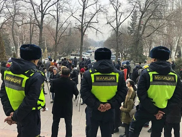 Son dakika: Kazakistan’da anayasal düzen yeniden tesis edildi! Cumhurbaşkanı Tokayev uyarı yapılmadan ateş emri verdi