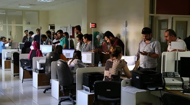 Kimlik ve ehliyet birleşiyor! Pazartesi başlıyor ücretsiz olacak