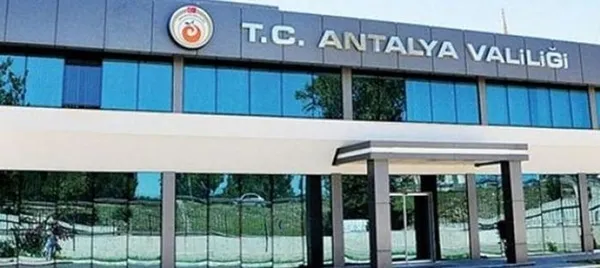 Son dakika: CHP’li belediye kanun tanımıyor! Seçilme hakkını kaybeden Ahmet Öztürk halen başkan