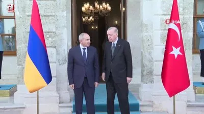Başkan Erdoğan Paşinyan’ı kabul etti!