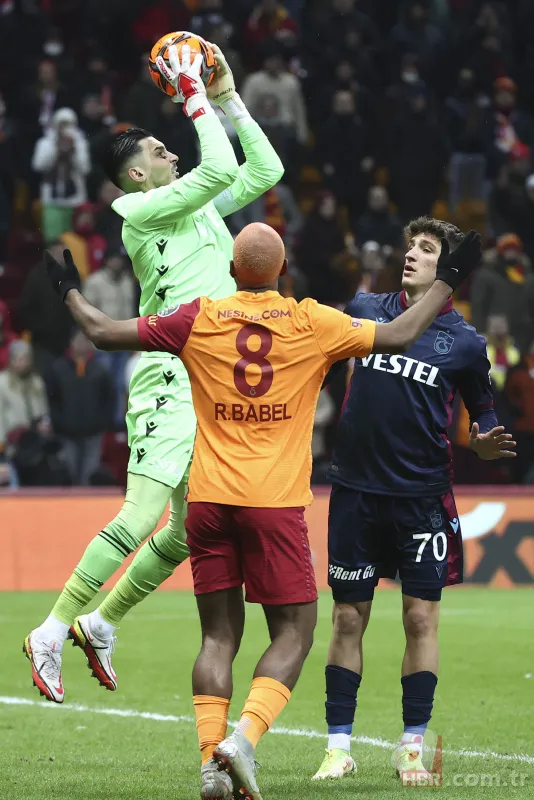 Uğurcan Çakır Avrupa'nın en iyisi! Hayran bırakan istatistik 13