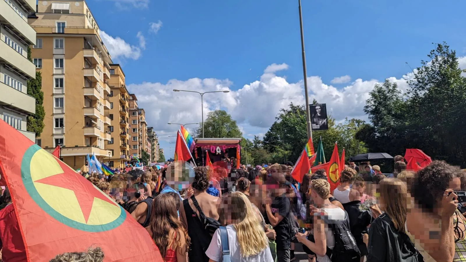İsveç hadsizlikte tam gaz! Terör sevicileri sahnede! Başkan Erdoğan yeniden hedef alındı | Türkiye'den peş peşe tepkiler...