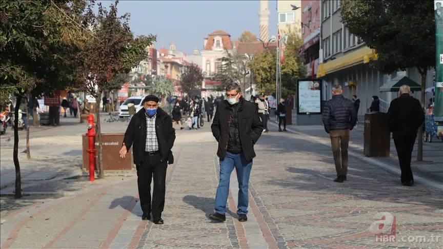 Hafta sonu sokağa çıkma yasağı detayları: Marketler ve fırın açık mı? 19-20 Aralık şehirler arası seyahat yasağı var mı? 12