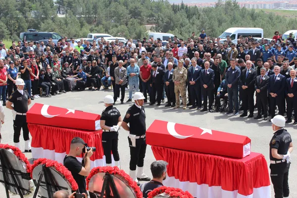 Adıyaman’da polis merkezindeki olayda şehit olan 2 polis için tören