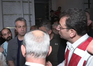 İstanbul'daki sel bölgesinden İmamoğlu'na tepkiler çığ gibi: Ne zaman dönecekler öldükten sonra mı?