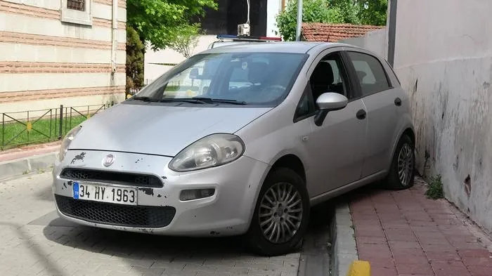 Büyük soygun! Kilolarca altını alıp kaçtılar - 1