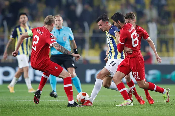 antwerp-fenerbahce-maci-hangi-kanalda-saat-kacta-antwerp-fb-canli-yayin-hangi-kanalda-1636018159224.jpg Antwerp Fenerbahçe maçı hangi kanalda, saat kaçta? Antwerp FB canlı yayın hangi kanalda? - 1